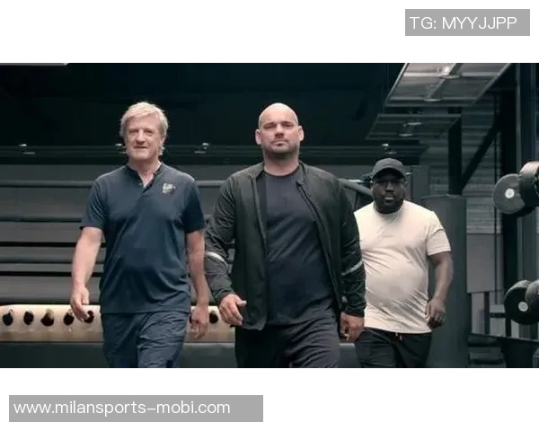 斯内德参加减肥真人秀自曝烦恼直言看到自己身材不满意感到很不爽